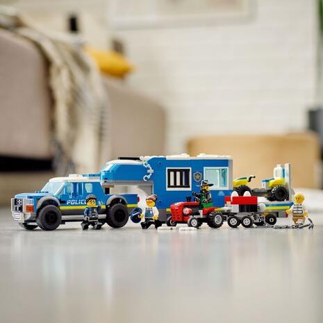 Lego City: Police Mobile Command Truck (60315)