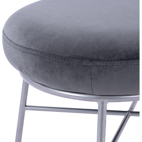 ΣΚΑΜΠΟ ΥΠΟΠΟΔΙΟ TRUDI HM8640.01 ΑΠΟ ΓΚΡΙ ΒΕΛΟΥΔΟ ΜΕ ΑΣΗΜΙ ΒΑΣΗ 55x46x38Υ εκ.