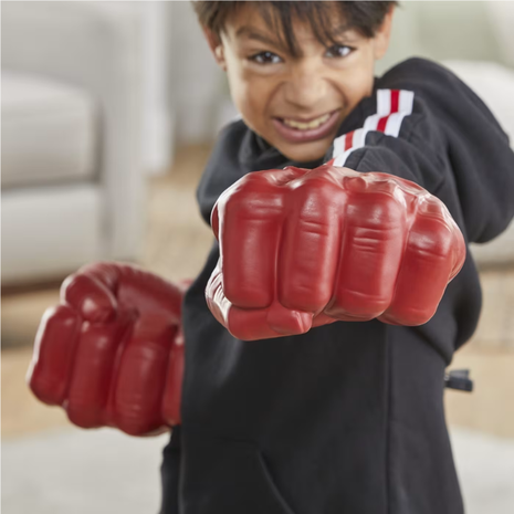 Hasbro Marvel Avengers Marvel Captain America: Brave New World Red Hulk Gamma Smash Fists G0070