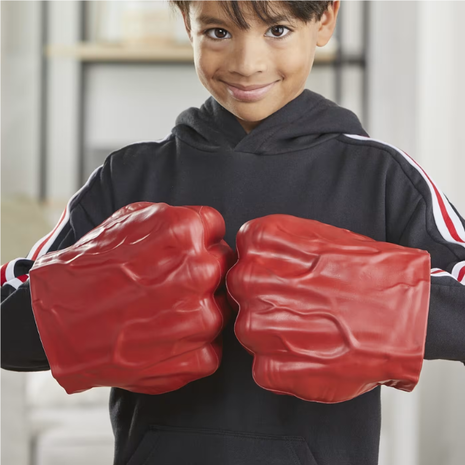 Hasbro Marvel Avengers Marvel Captain America: Brave New World Red Hulk Gamma Smash Fists G0070