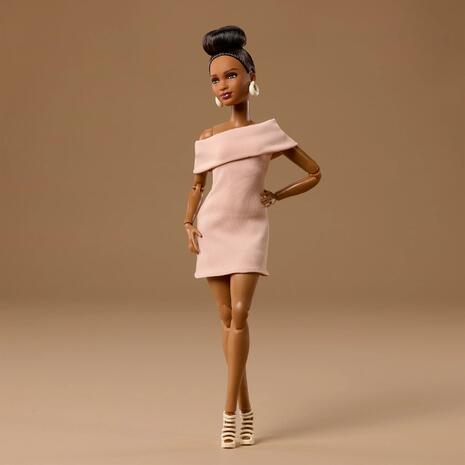 Mattel Barbie Basics Model Μελαχρινή (JJX27)