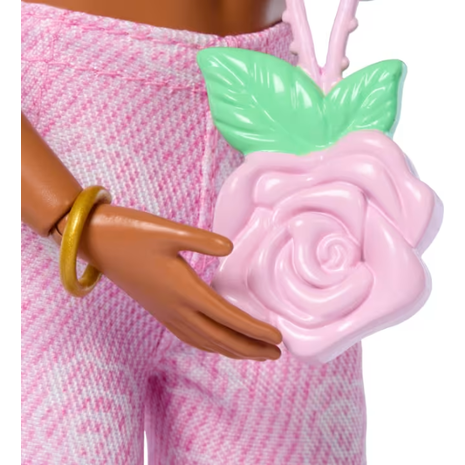 Κούκλα Barbie Deluxe Style - Pοζ καμπάνα τζιν